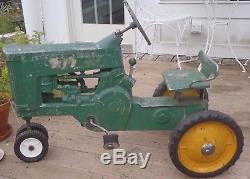 1950's john deere pedal tractor