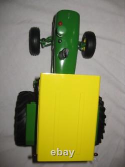 116 JOHN DEERE 1967 5020 with CRENLO CAB 2023 TWO-CYLINDER CLUB NIB #45848OTP