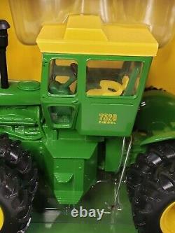 1972 John Deere 7520 4wd Tractor With Duals By Ertl 1/32 Scale