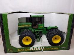 1/16 Ertl John Deere 9420 Four Wheel Drive Articulating Tractor