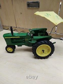 1/16 John Deere 2010 Narrow Front Tractor withUmbrella & Firestone Wheels Nolt