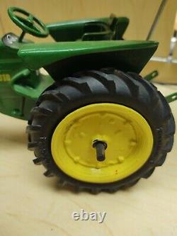 1/16 John Deere 2010 Narrow Front Tractor withUmbrella & Firestone Wheels Nolt