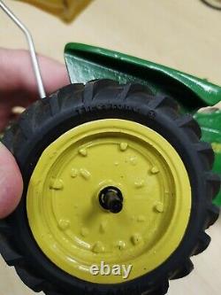 1/16 John Deere 2010 Narrow Front Tractor withUmbrella & Firestone Wheels Nolt