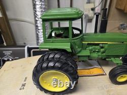 1/16 John Deere 4250 Toy Farmer
