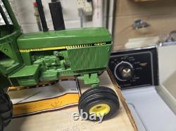 1/16 John Deere 4250 Toy Farmer