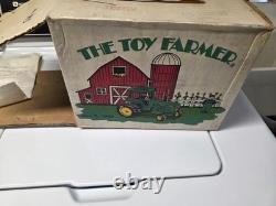 1/16 John Deere 4250 Toy Farmer