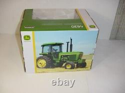 1/16 John Deere 4630 Prestige Edition Tractor WithDuals by ERTL NIB