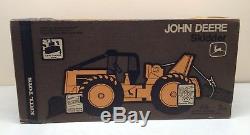 1/16 John Deere 740 Yellow Construction Log Skidder Tractor #590 New by ERTL