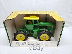 1/16 John Deere 7520 Toy Tractor New In Yellow Box Rare! Ertl