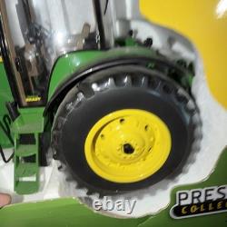 1/16 John Deere 8130 Tractor With Front Wheel Assist, Prestige Collection 1/16 John Deere 8130 Tractor With Front Wheel Assist, Prestige Collection