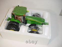 1/16 John Deere 8320 Farm Show Edition Tractor 2003 by ERTL NIB