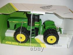 1/16 John Deere 9400 Collector Edition Tractor WithDuals by ERTL NIB