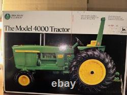 1/16 John Deere Model 4000 Tractor Precision #5 Booklet And Medallion