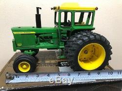 1/16 John Deere Model 4620 Tractor Duals & Cab 2003 Iowa State Fair DieCast ERTL