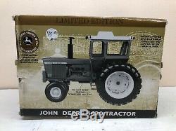 1/16 John Deere Model 4620 Tractor Duals & Cab 2003 Iowa State Fair DieCast ERTL