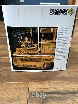 1/16 John Deere Precision No 1 Construction Model 650H Dozer