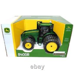 1/16 Prestige Series John Deere 8400R with Rear Triples Front Duals LP66180 45567