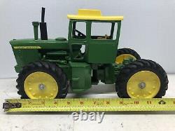 1/16 Vintage Original John Deere Model 7520 4WD Tractor with Cab DieCast by ERTL