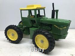 1/16 Vintage Original John Deere Model 7520 4WD Tractor with Cab DieCast by ERTL