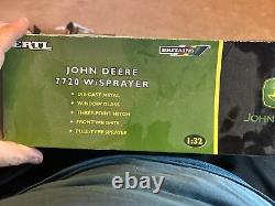 2006 Ertl Britains John Deere 7720 with Sprayer Die-Cast 132 Scale NIB