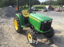 2016 John Deere 3032E 4x4 Compact Tractor with 147 Hours