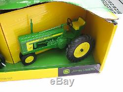 2 John Deere 116 Scale Ertl Die Cast Metal Model Tractors 50 & 520 New In Box