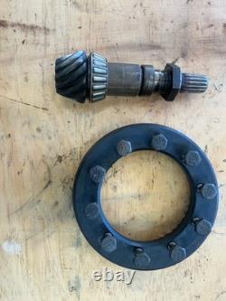 AM127150 John Deere 4600 MFWD ring and pinion