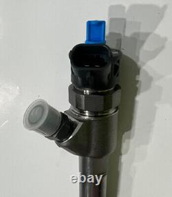 Bosch injector for JOHN DEERE, NEW HOLLAND & CASE IH IVECO # 5801790338