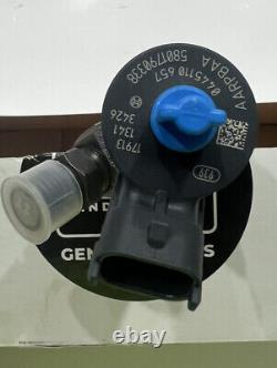 Bosch injector for JOHN DEERE, NEW HOLLAND & CASE IH IVECO # 5801790338