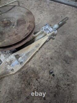 Craftsman LT 1000 Lawn Tractor Transmission Transaxle Rear end 5 Speed