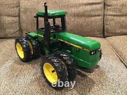 Custom John Deere 8450 4-Wheel Drive 4wd Toy Tractor 1/16 Precision Detail, Ertl