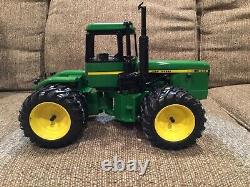 Custom John Deere 8450 4-Wheel Drive 4wd Toy Tractor 1/16 Precision Detail, Ertl