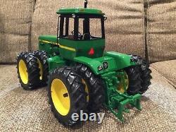 Custom John Deere 8450 4-Wheel Drive 4wd Toy Tractor 1/16 Precision Detail, Ertl