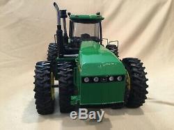 Custom John Deere 8970 4 Wheel Drive Tractor Toy Model 1 of 2 made. 1/16 Ertl