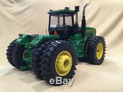 Custom John Deere 8970 4 Wheel Drive Tractor Toy Model 1 of 2 made. 1/16 Ertl