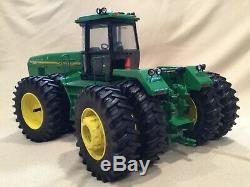 Custom John Deere 8970 4 Wheel Drive Tractor Toy Model 1 of 2 made. 1/16 Ertl