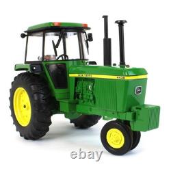 ERTL 1/16 John Deere 4430 Narrow Front, Two-Cylinder Club Collector Ed. 5831