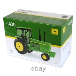 ERTL 1/16 John Deere 4430 Narrow Front, Two-Cylinder Club Collector Ed. 5831