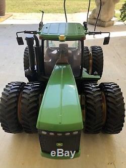 ERTL JOHN DEERE R/C REMOTE CONTROL TRACTOR 9520 HUGE 26 LONG WithSOUND & LIGHTS