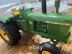 ERTL Precision Classics #25 John Deere The Model 5010 Tractor 1/16