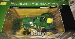 ERTL Precision Key #3 John Deere 3020 Tractor with48 Loader 1/16 NIB