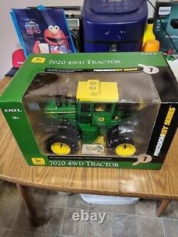Ertl Diecast 1/16 scale John Deere 7020 precision farm tractor toy Mint in box