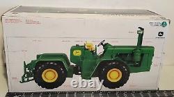 Ertl John Deere 8020 1/16 diecast metal farm tractor replica collectible