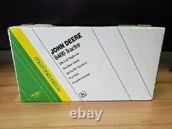Ertl John Deere 8400 Tractor with Duals Collector's Edition Diecast 116
