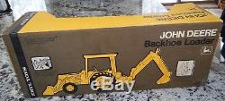 Ertl John Deere Backhoe Loader Tractor 1/16 Diecast Toy 589-7541