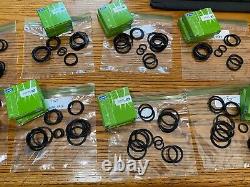 Garden tractor loader cyl kit Johnson 14(2 cyl opt), 27, Kubota B219, Deere 20