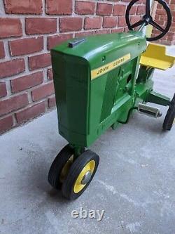 John Deere 10 ESKA 3 Hole Pedal Tractor Restored