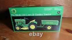 John Deere, 2001 Vintage Ertl Model 110 Lawn & Garden Tractor Still In Box, NEW