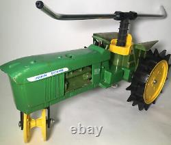 John Deere 4010 Cast Iron Tractor Slow Traveling Lawn Sprinkler TESTED