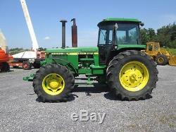 John Deere 4240S Farm Tractor